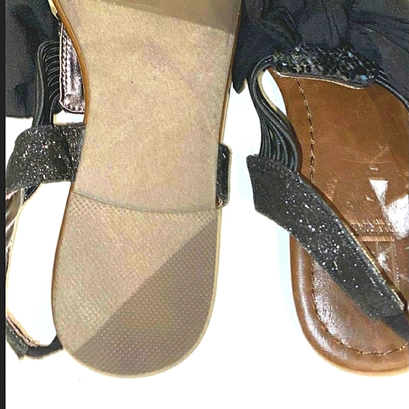 Material Girl Bow Sandals - Picture 11 of 11